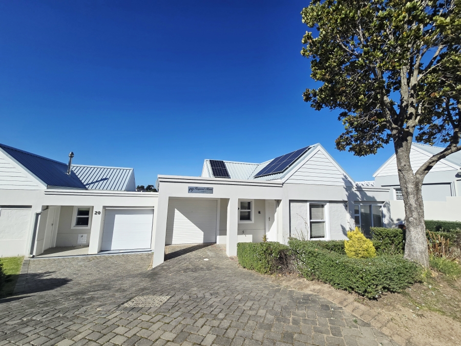 2 Bedroom Property for Sale in Kingswood Golf Estate Western Cape